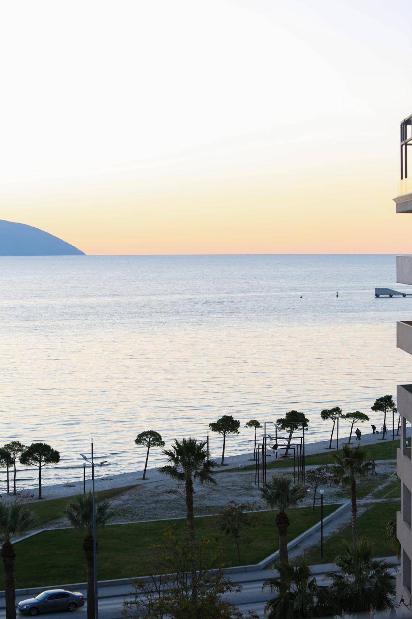 B&B Visar Rooms Vlore Luaran gambar